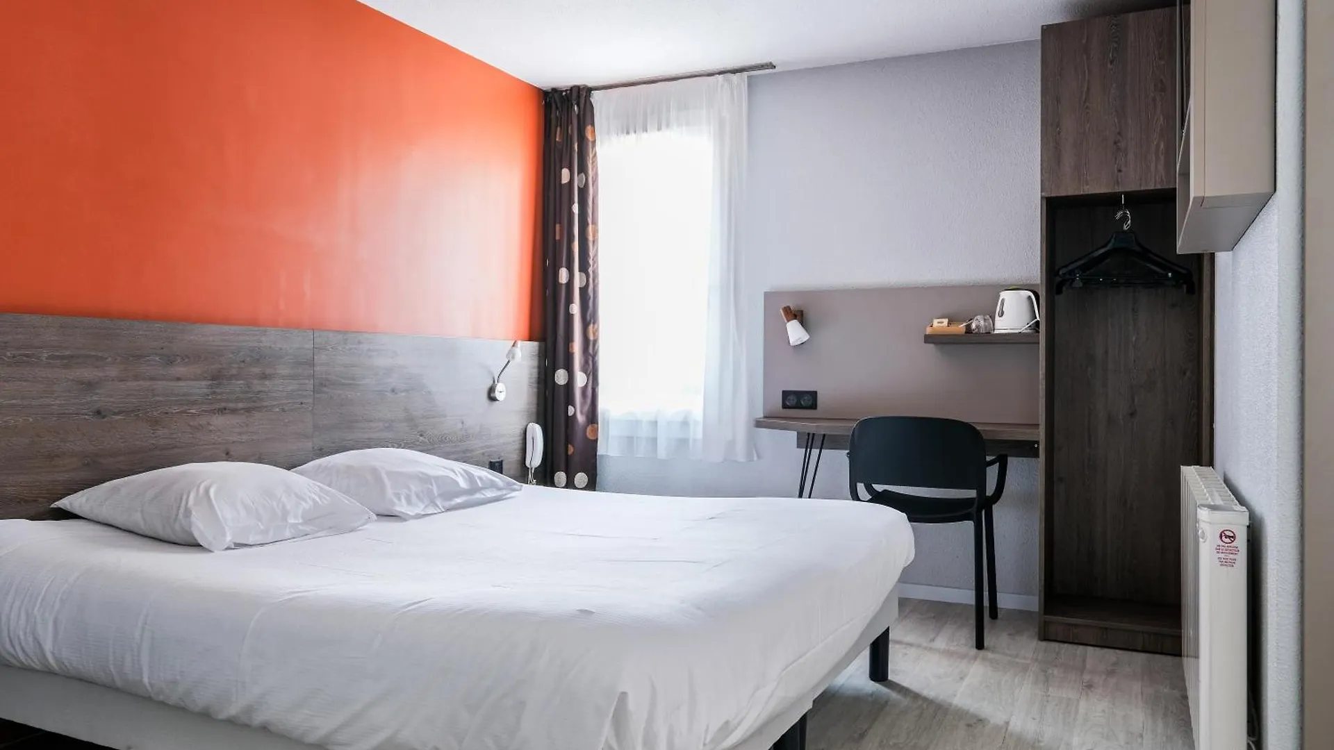 Hotel Logis Lyon Nord à Massieux