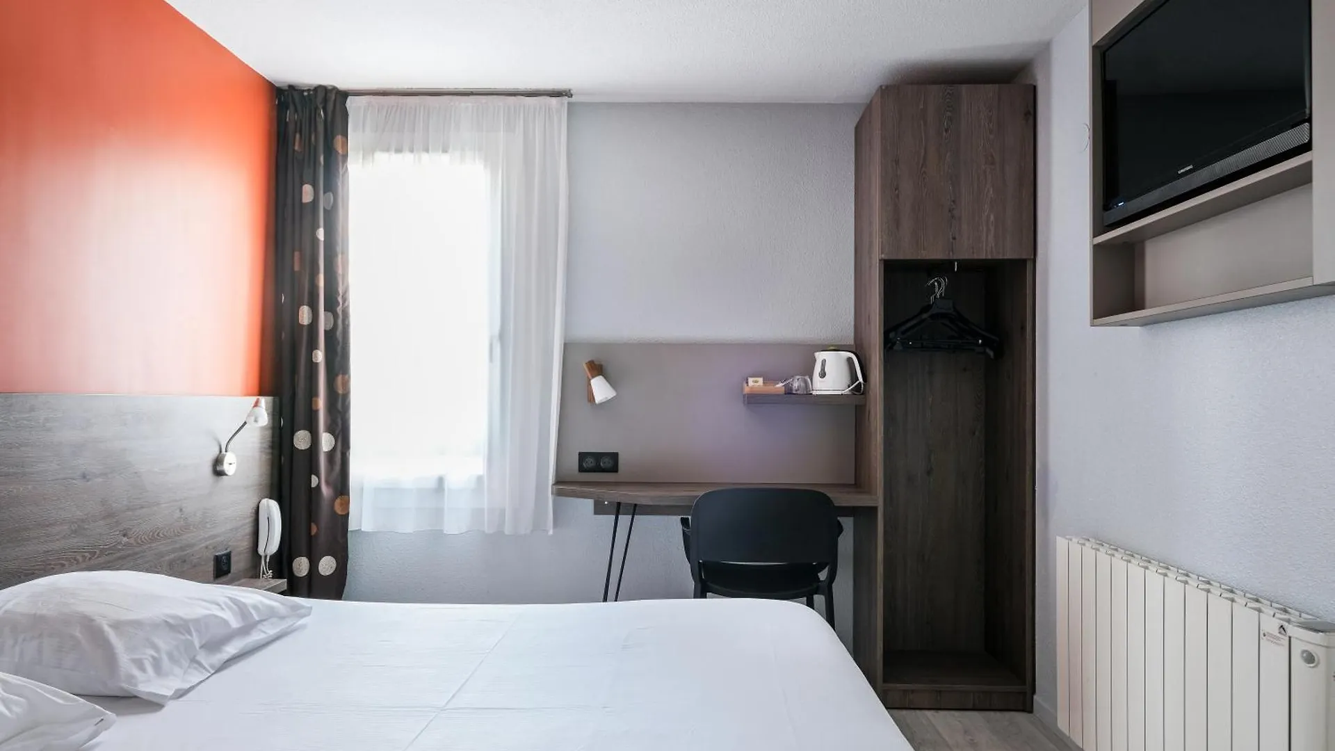 Hotel Logis Lyon Nord à Massieux