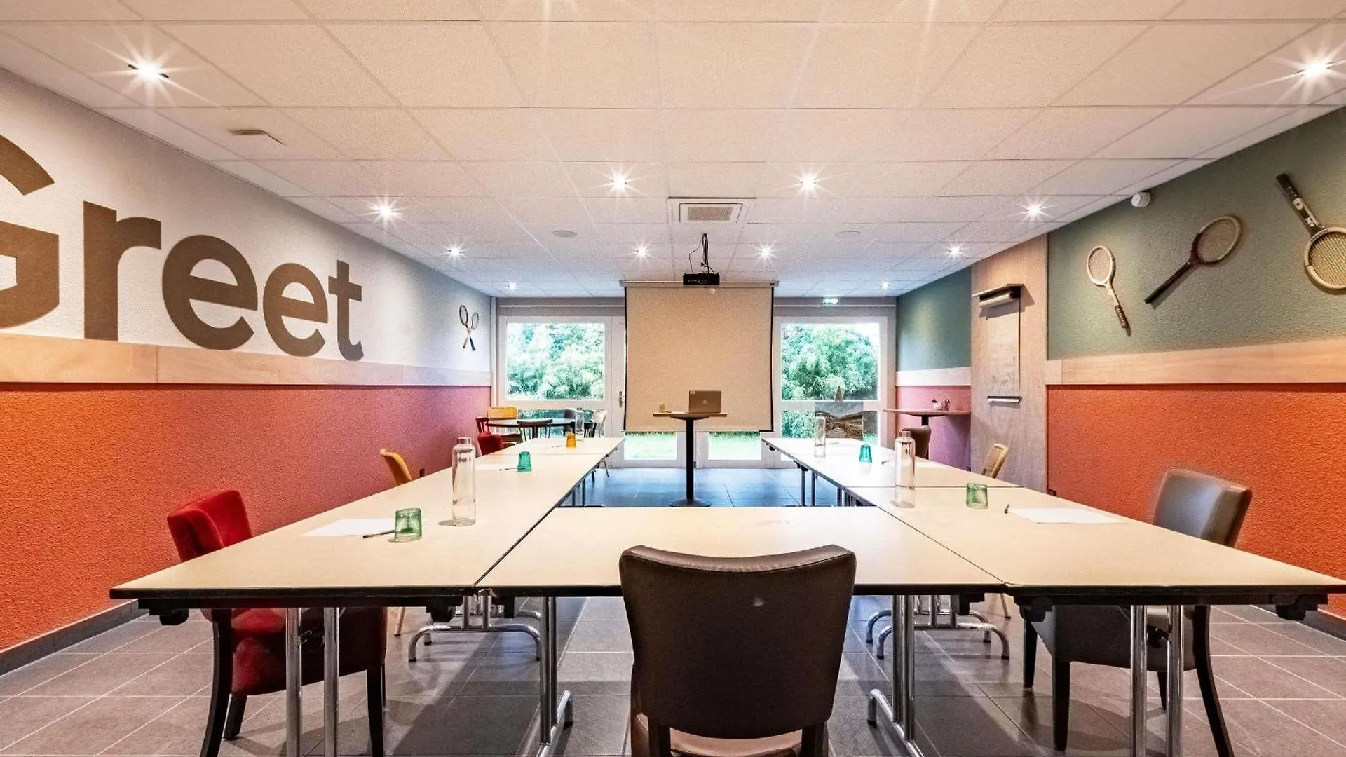 Hotel Logis Lyon Nord à Massieux