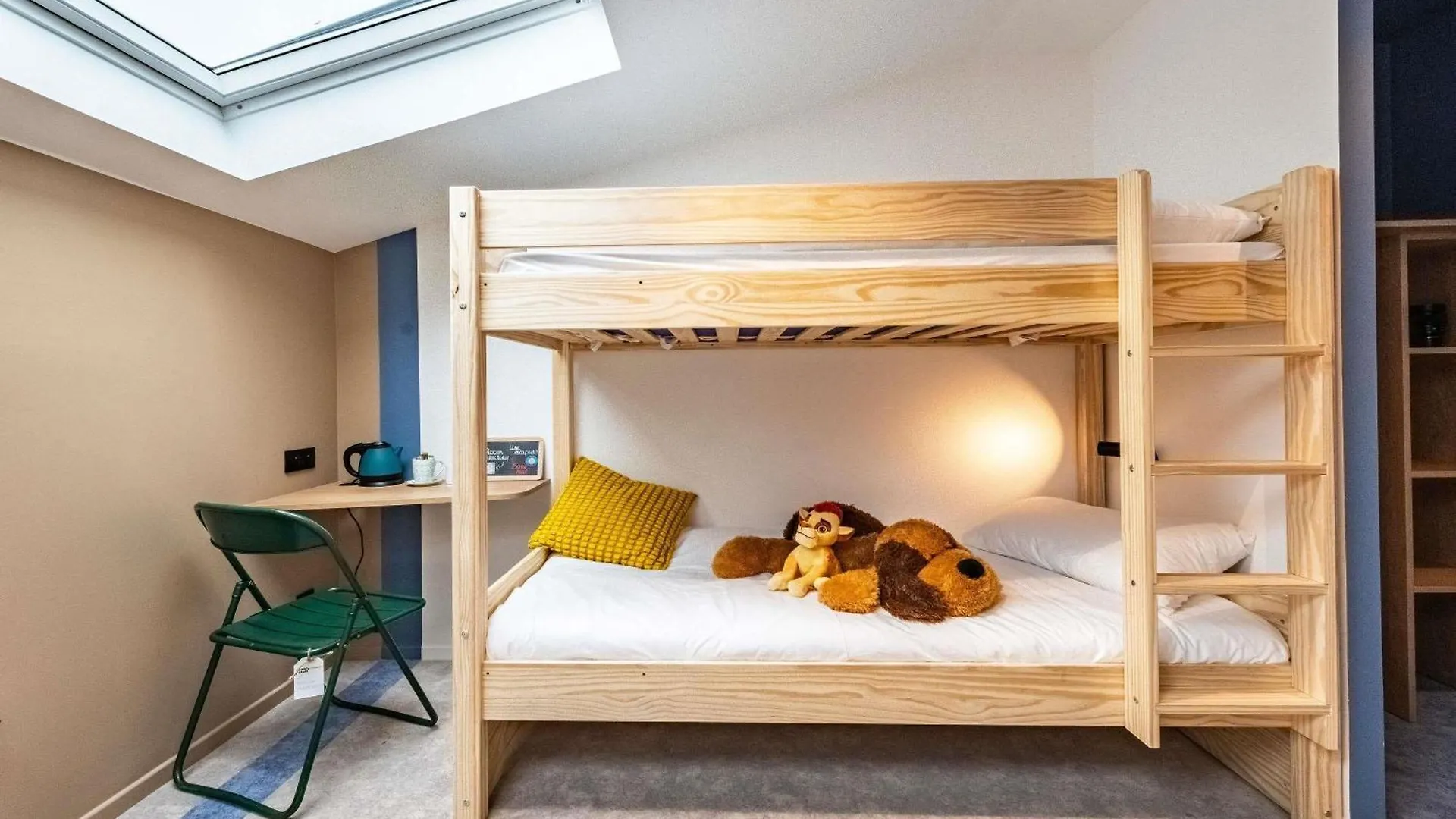 Hotel Logis Lyon Nord à Massieux 3*,  France