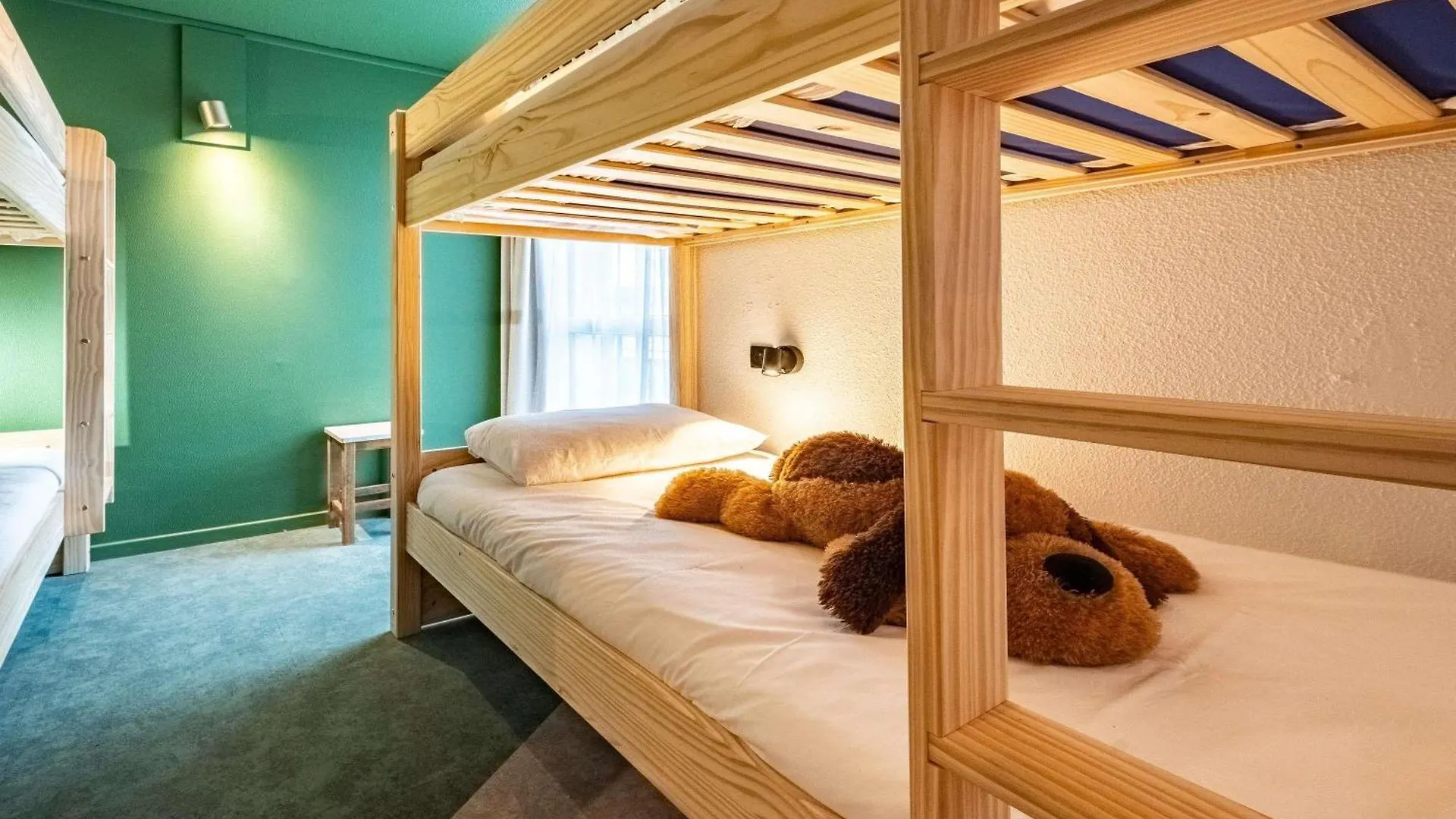 Hotel Logis Lyon Nord à Massieux 3*,
