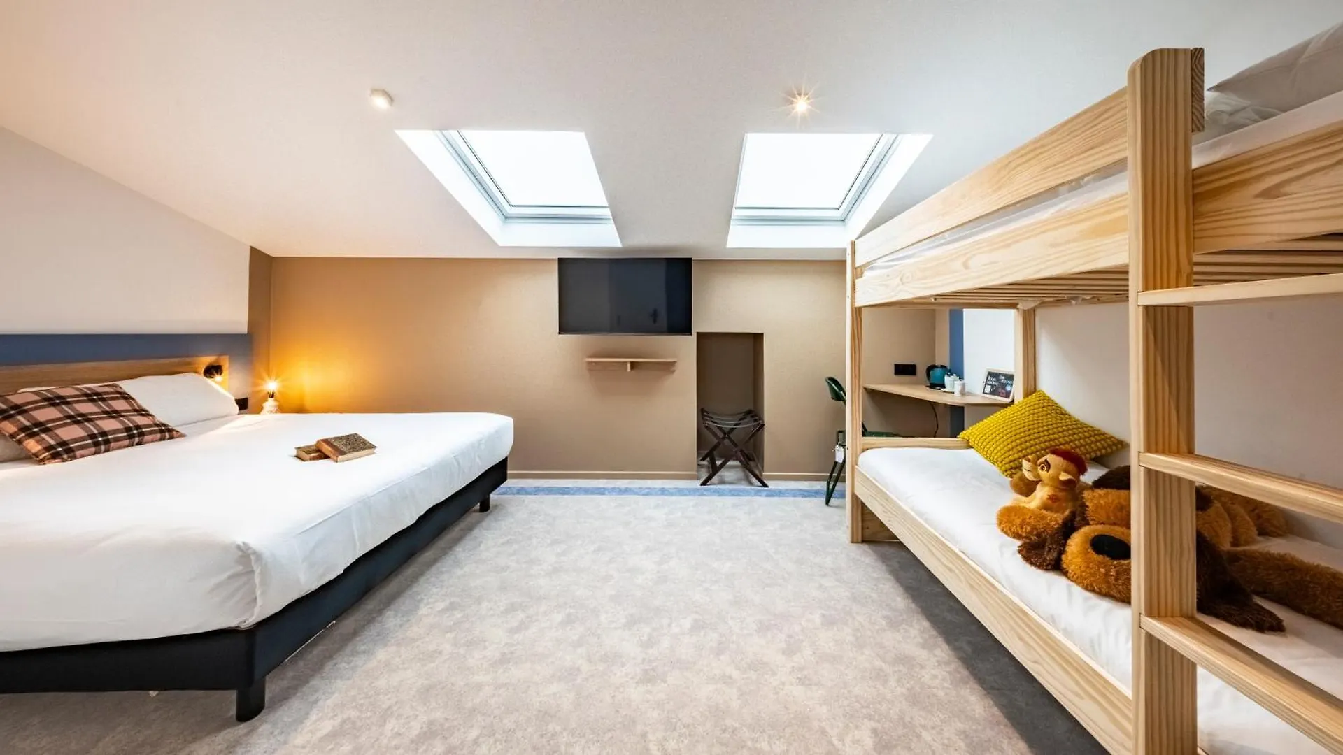 Hotel Logis Lyon Nord à Massieux