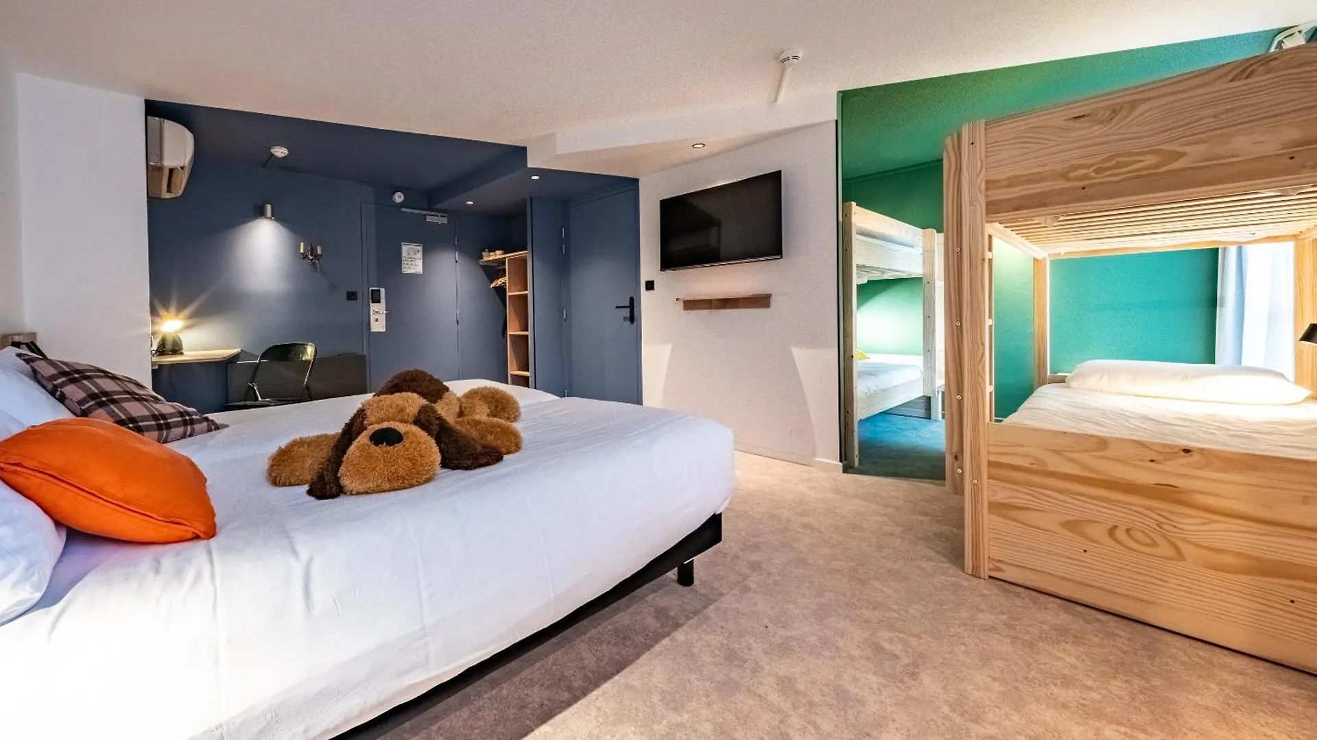 Greet Hotel Massieux Lyon Nord 3*,