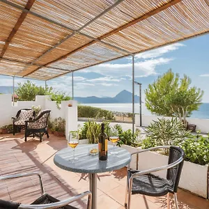 Isulidda Gaia Mare Aparthotel