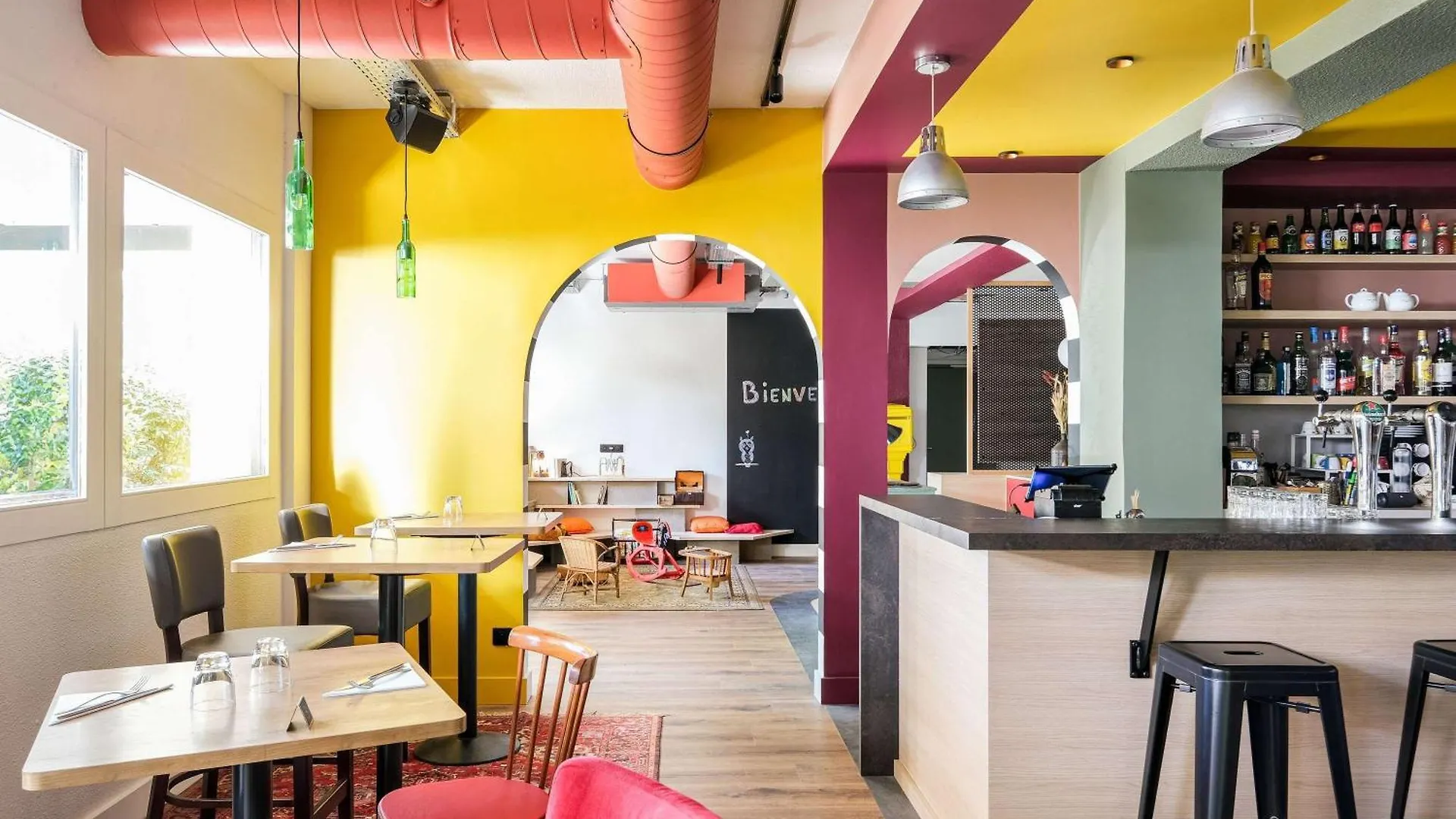 ***  Greet Hotel Massieux Lyon Nord فرنسا