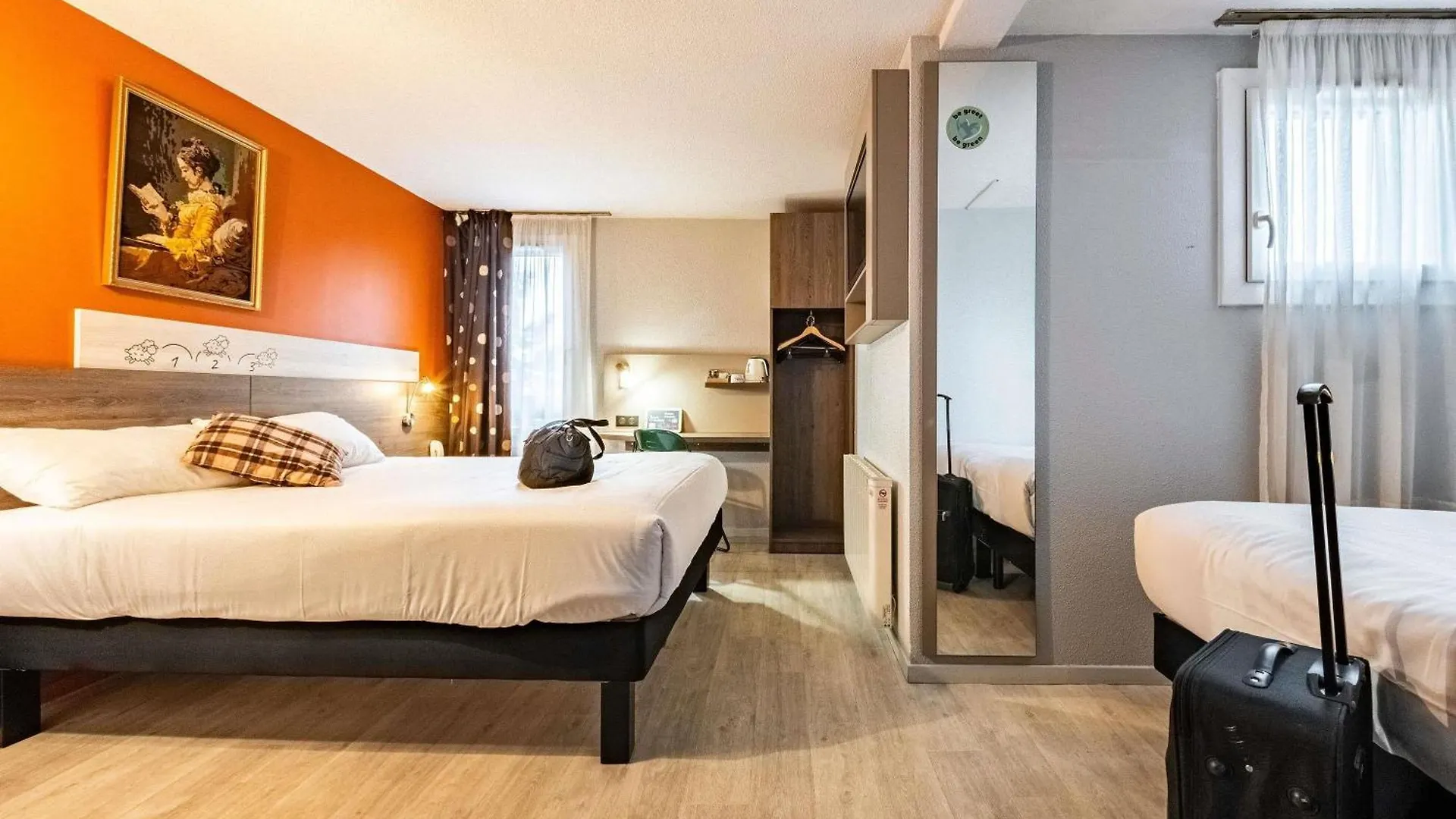 Greet Hotel Massieux Lyon Nord 3*,  فرنسا
